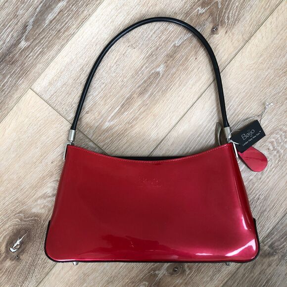 NWT Beijo‎ Red Berry Black Structured Modern Handbag Pocket Book - Picture 1 of 16
